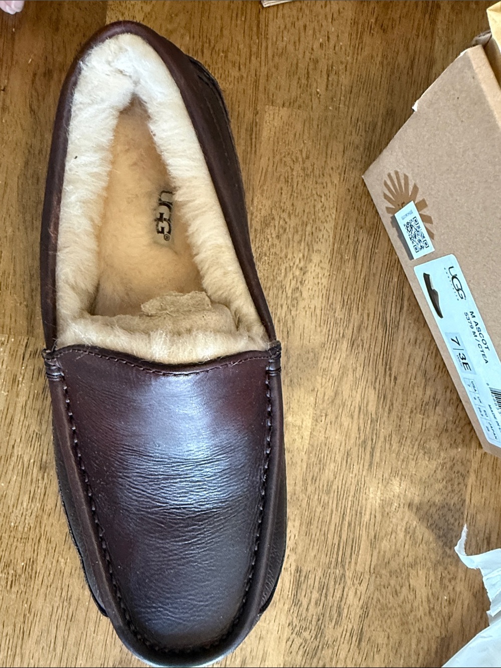 UGG Men’s Brown Leather Sheepskin-Lined Slip-On Moccasin